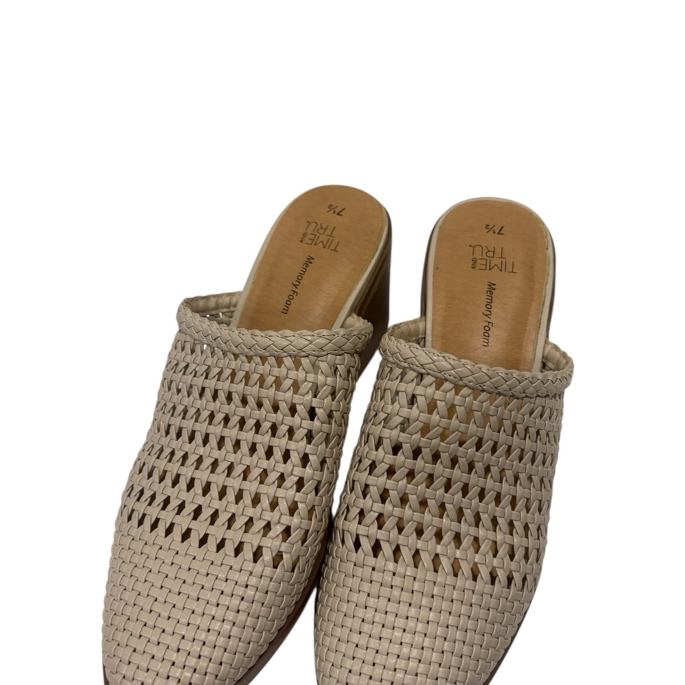Treasure & Bond Women's Tan Woven Mules